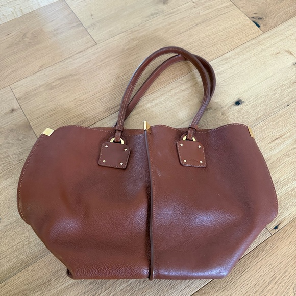Chloe Vick Medium Tote Bag - Brown Leather - Picture 5 of 7